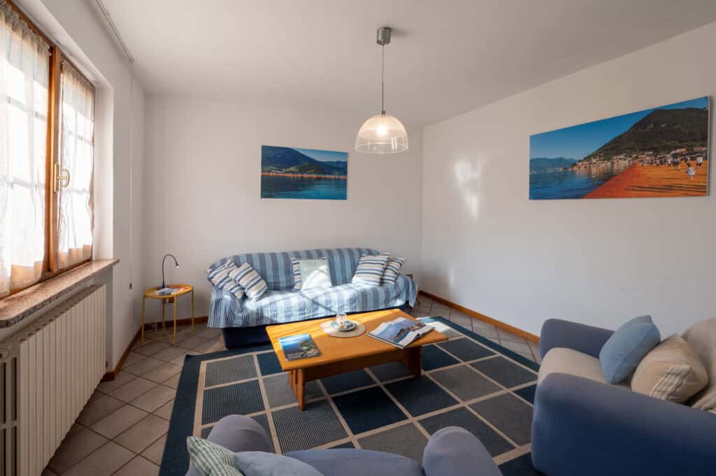 lake-iseo-panoramic-terrace-bbq-apartment-1