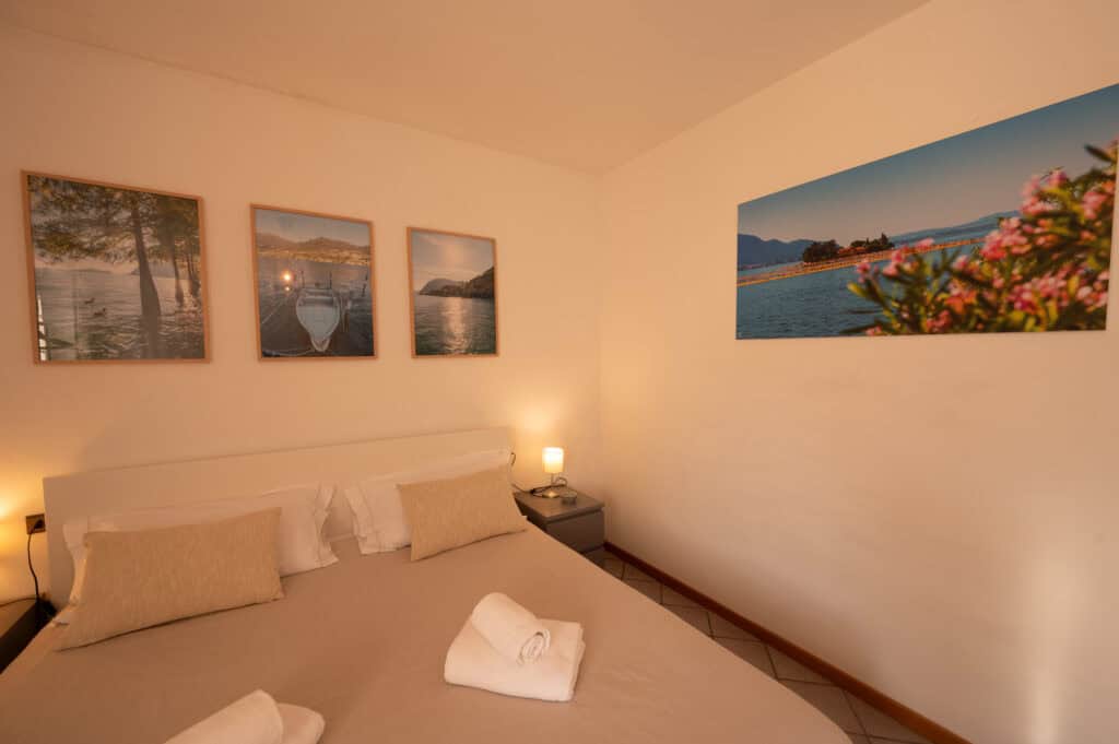 lake-iseo-panoramic-terrace-bbq-apartment-14