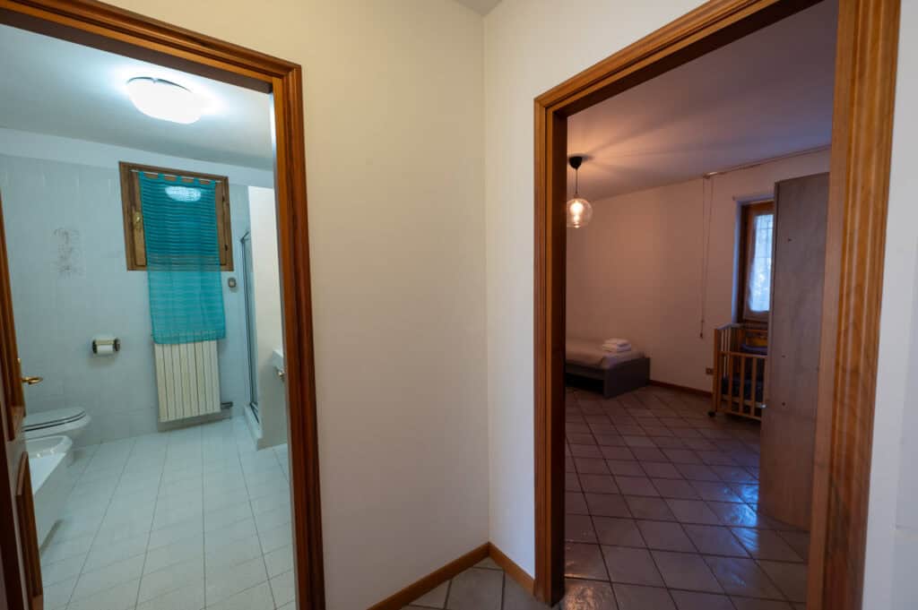 lake-iseo-panoramic-terrace-bbq-apartment-9
