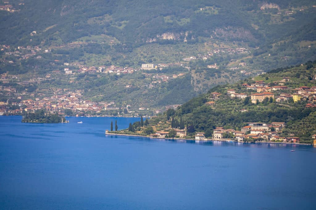 lake-iseo-tavernola-lake-view-apartment1