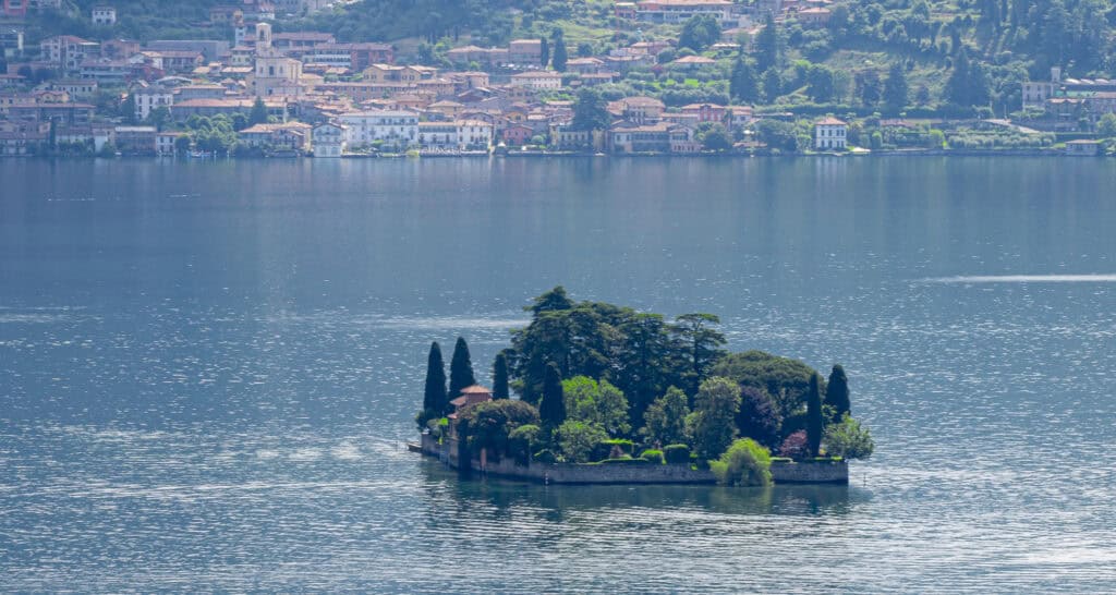 lake-iseo-tavernola-lake-view-apartment23