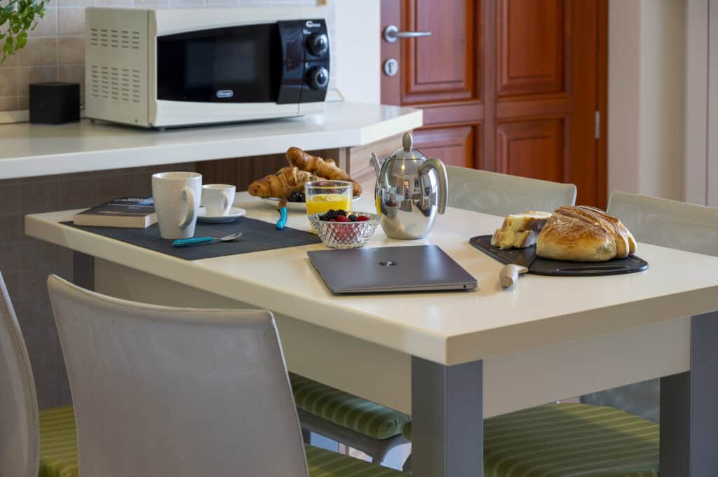 lake-iseo-tavernola-lake-view-apartment24