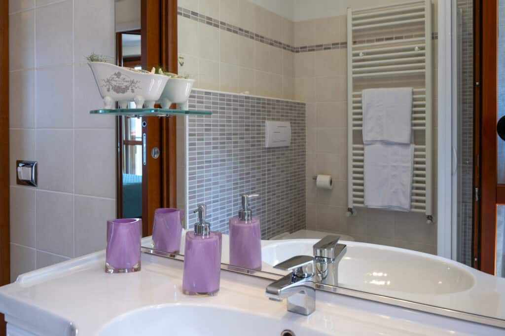 lake-iseo-tavernola-lake-view-apartment31
