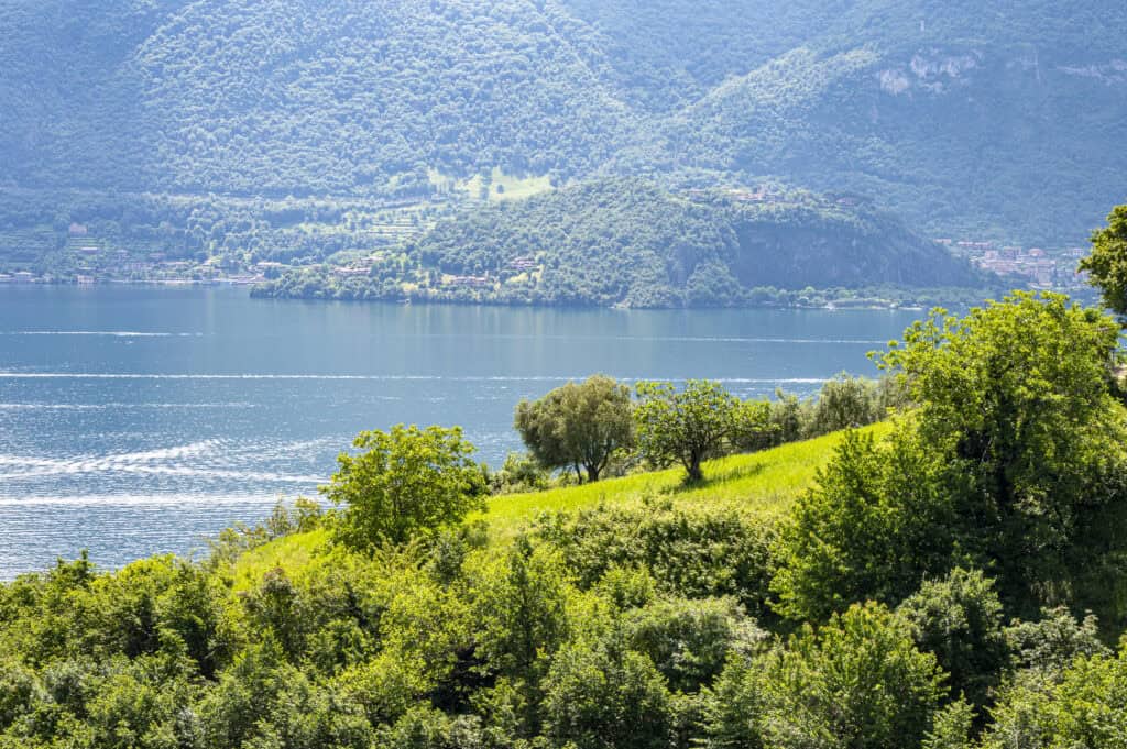 lake-iseo-tavernola-lake-view-apartment41