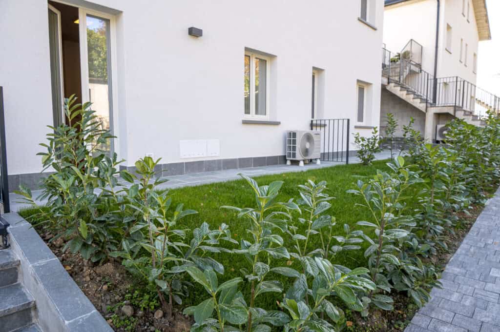 lake:iseo_2bedroom_apartment_with_garden_and_shared_pool19