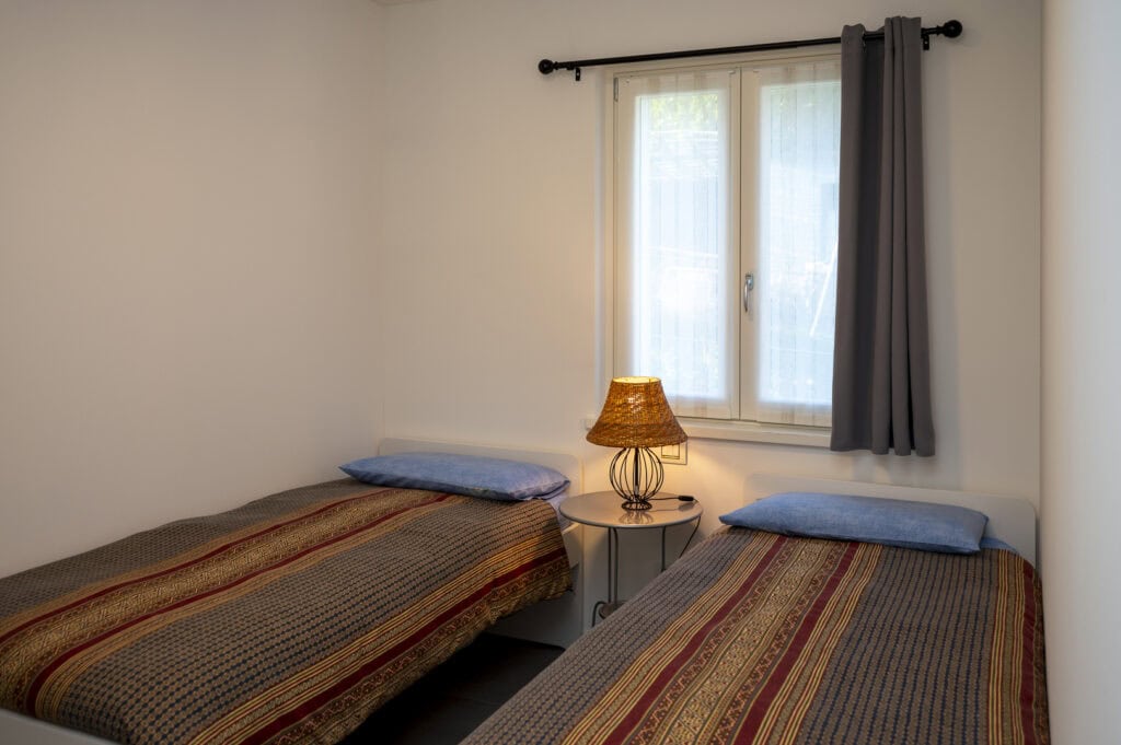 lake:iseo_2bedroom_apartment_with_garden_and_shared_pool35