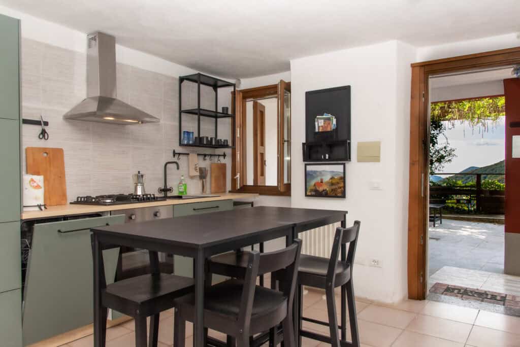 Italian Vacation Homes Hiking Escape Parzanica-1