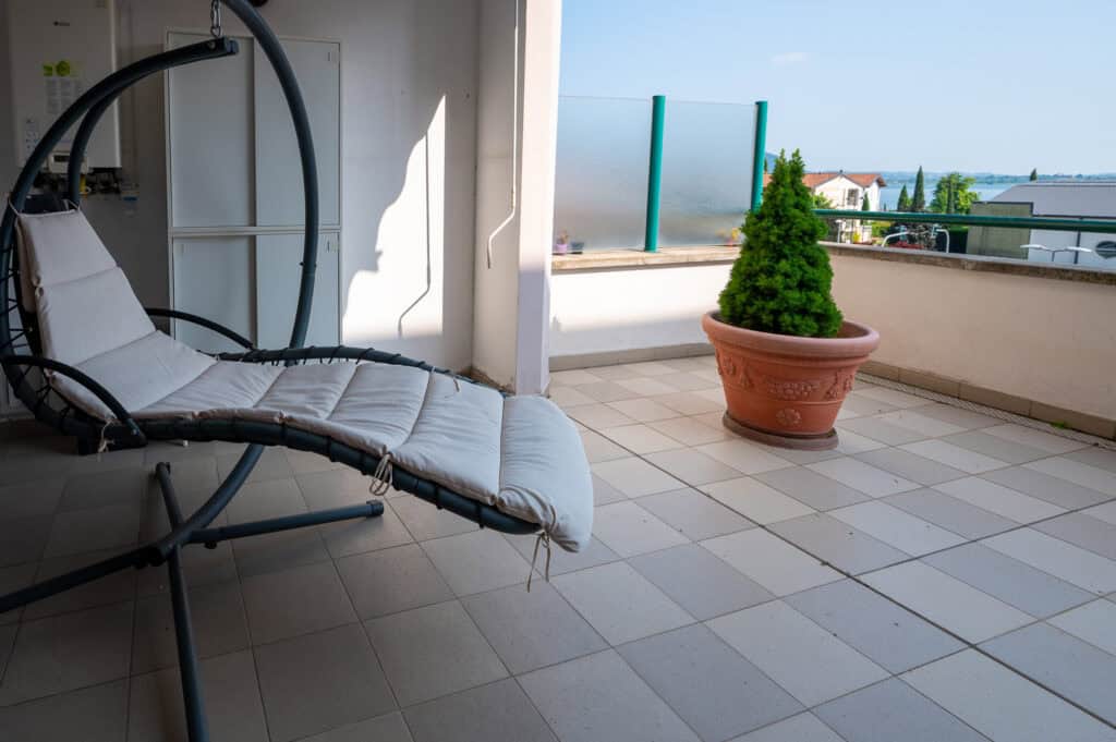 Italian_Vacation_Homes_Easy_Living-41