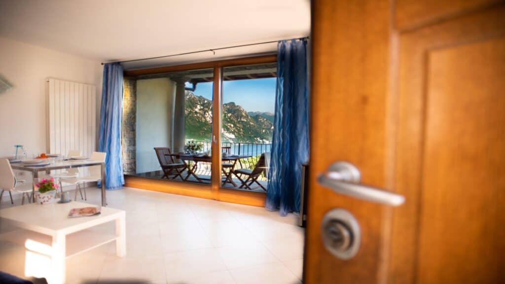 Italian_Vacation_Homes_Longol1a