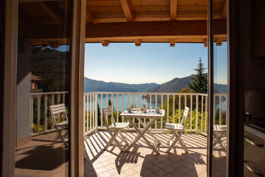 Italian_Vacation_Homes_Lucy's_House-3a