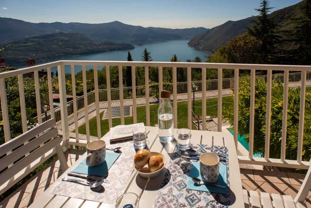 Italian_Vacation_Homes_Lucy's_House-3b