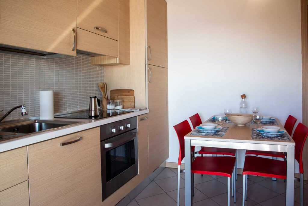 Italian_Vacation_Homes_Lucy's_House-3d
