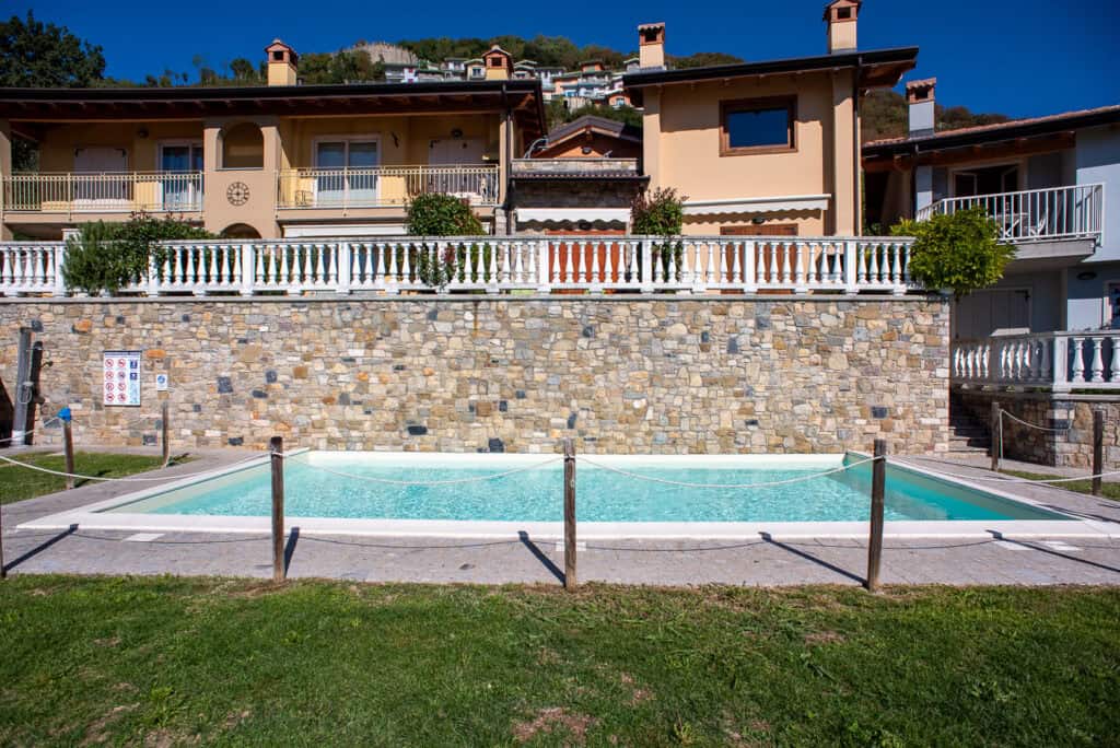 Italian_Vacation_Homes_Lucy's_House-3h