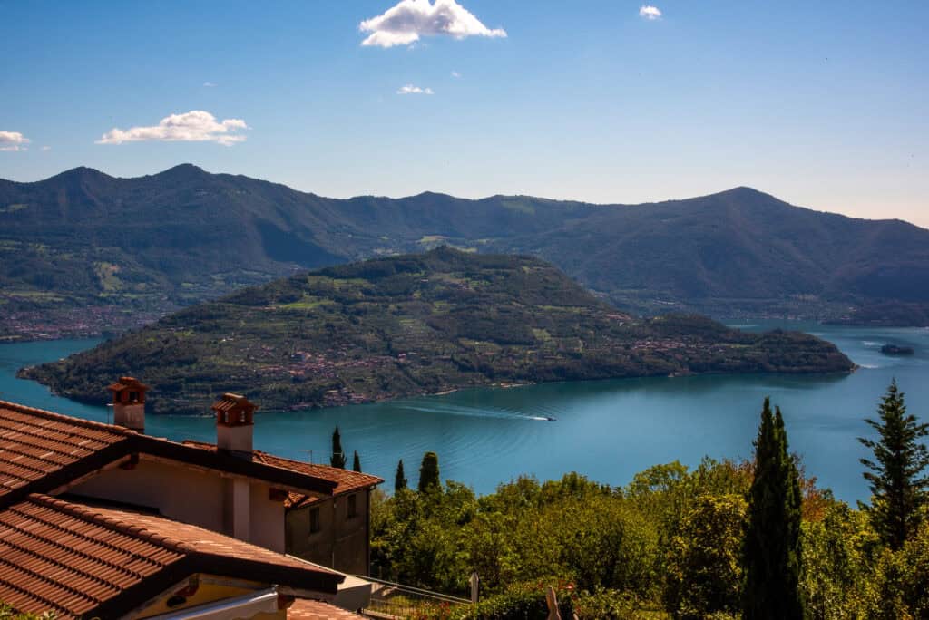Italian_Vacation_Homes_Lucy's_House-3k