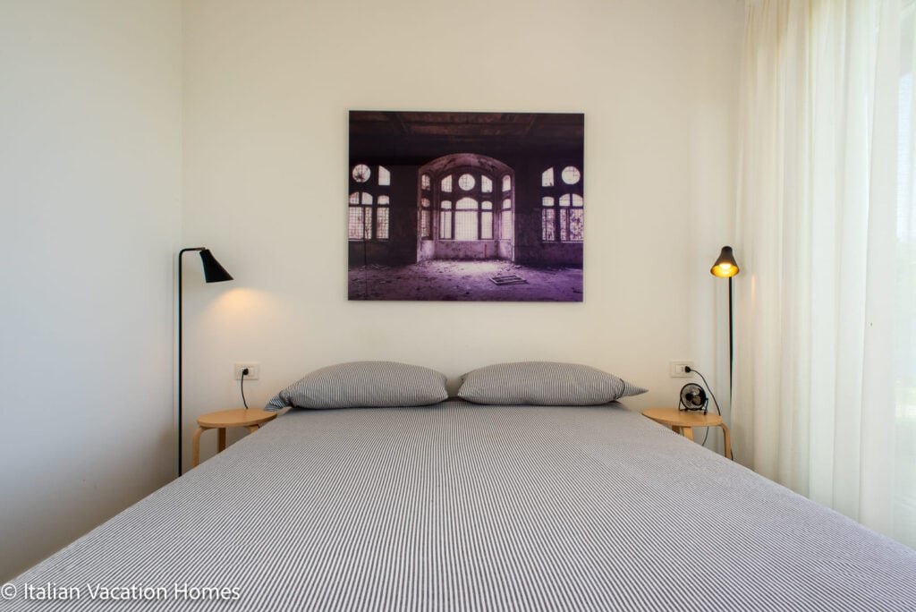 Italian_Vacation_Homes_Panoramic_Villa10