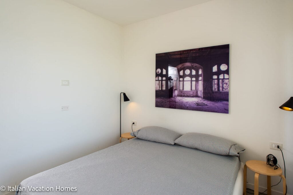 Italian_Vacation_Homes_Panoramic_Villa11