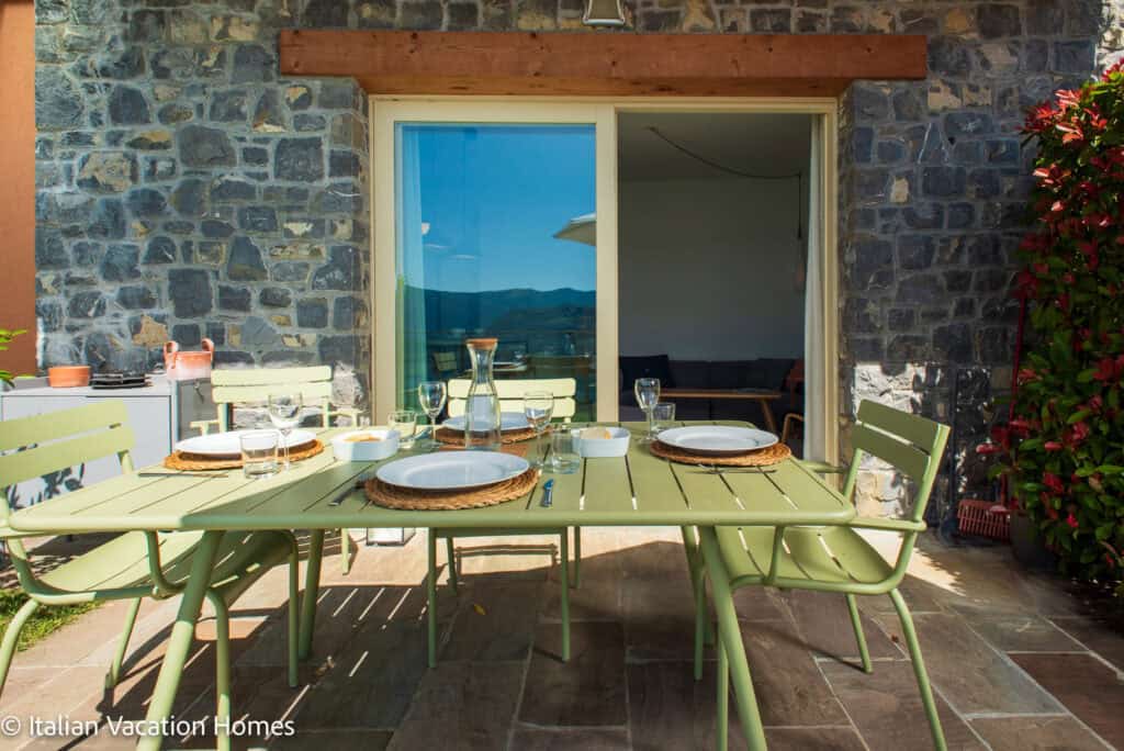 Italian_Vacation_Homes_Panoramic_Villa39