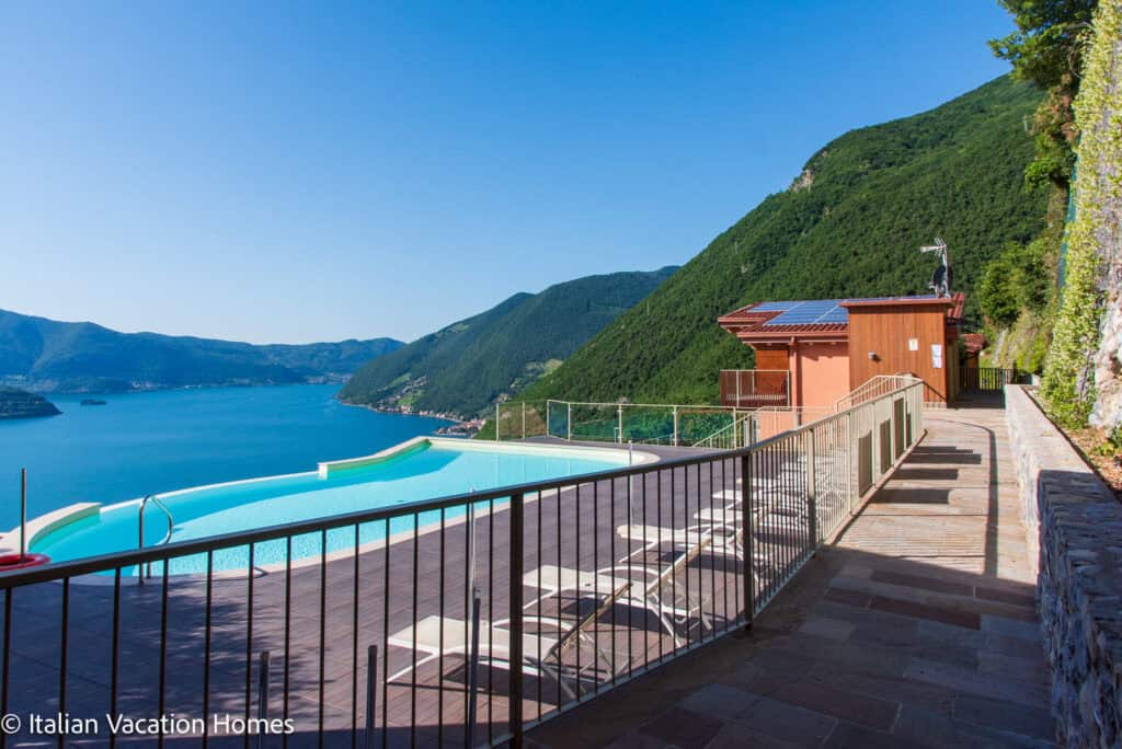 Italian_Vacation_Homes_Panoramic_Villa41