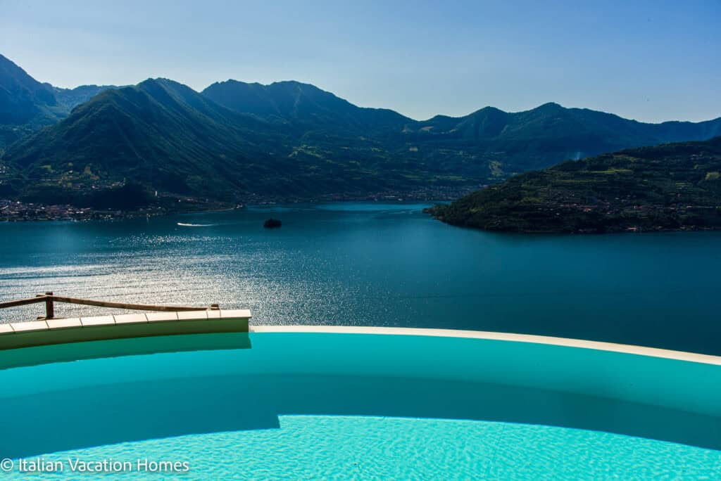 Italian_Vacation_Homes_Panoramic_Villa43