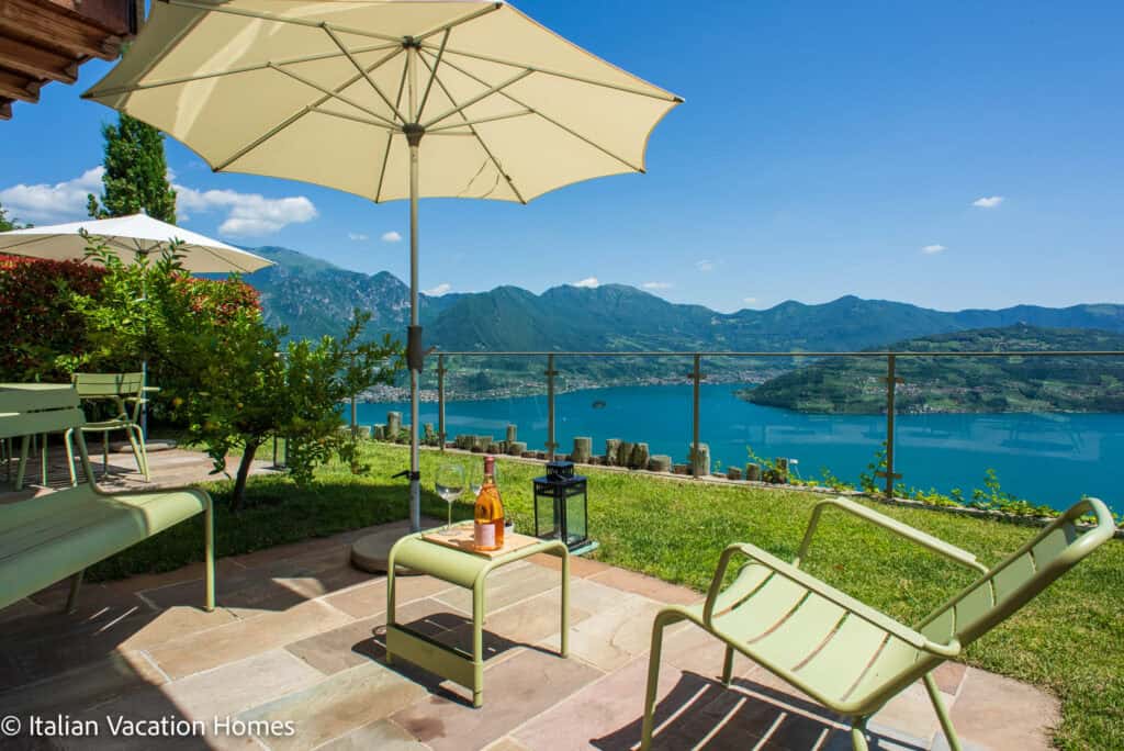 Italian_Vacation_Homes_Panoramic_Villa44