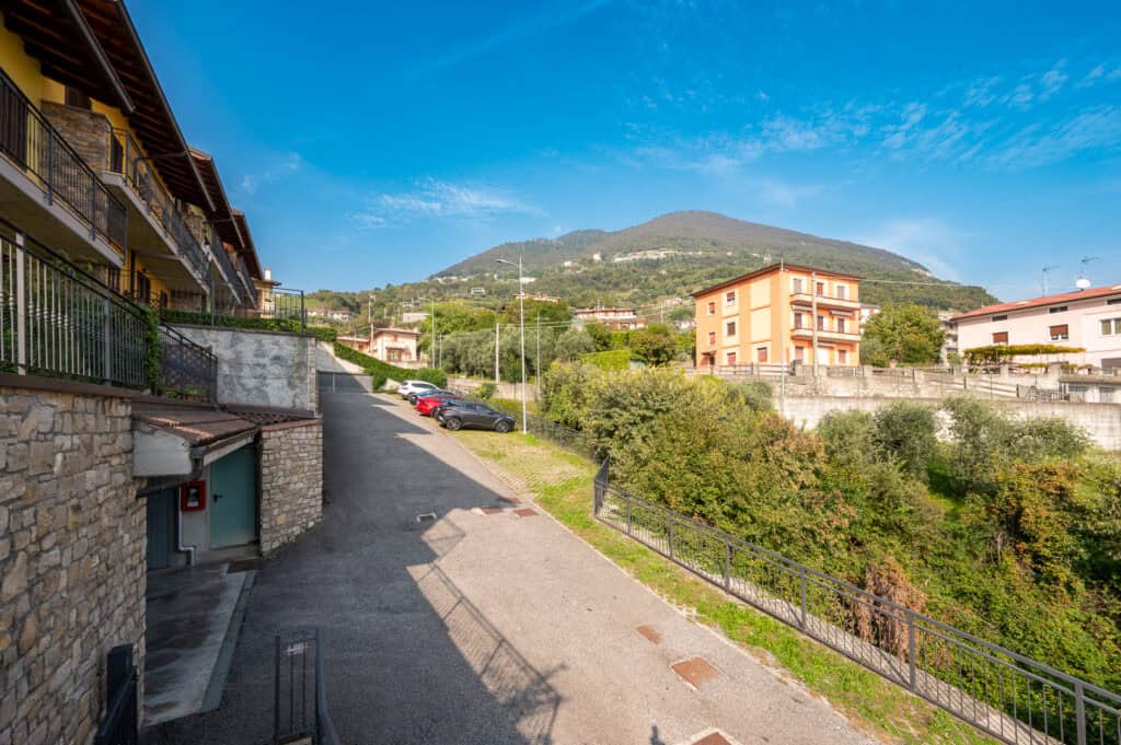 Italian_Vacation_Homes_Unit2BIseoLake-29