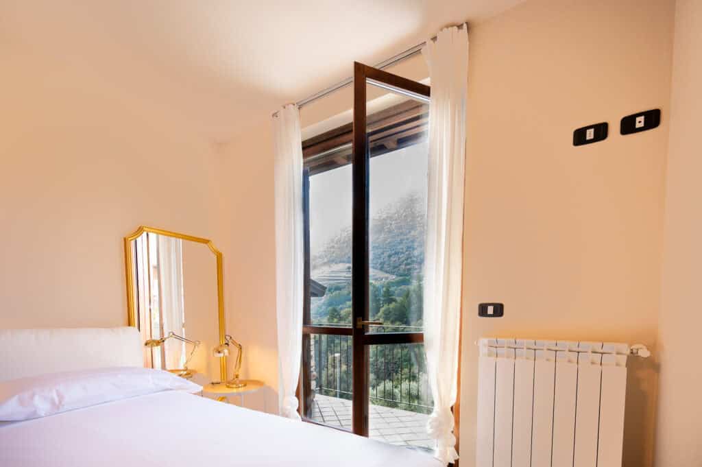 Italian_Vacation_Homes_Unit2BIseoLake-3