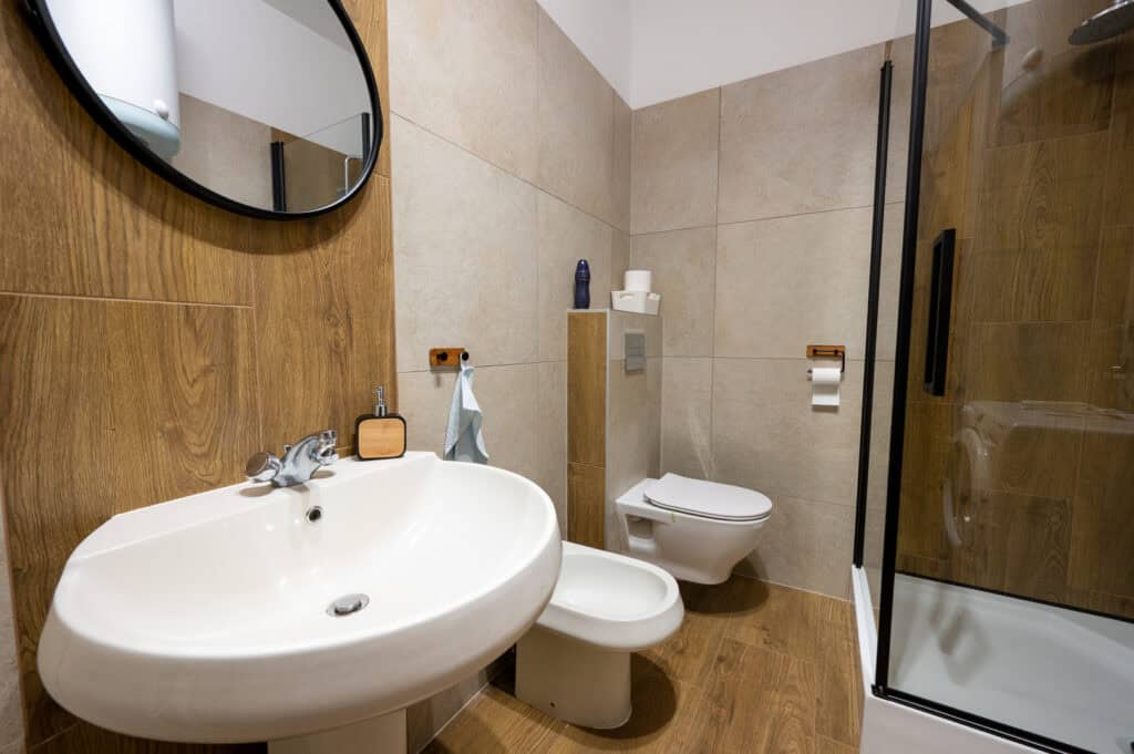 iseo_lake_riva_di_solto_1bedroom_apartment_air_conditioning_shared_pool18